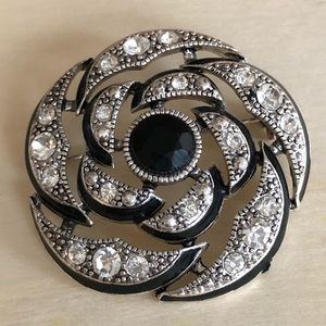 Ladies Fashion Pin